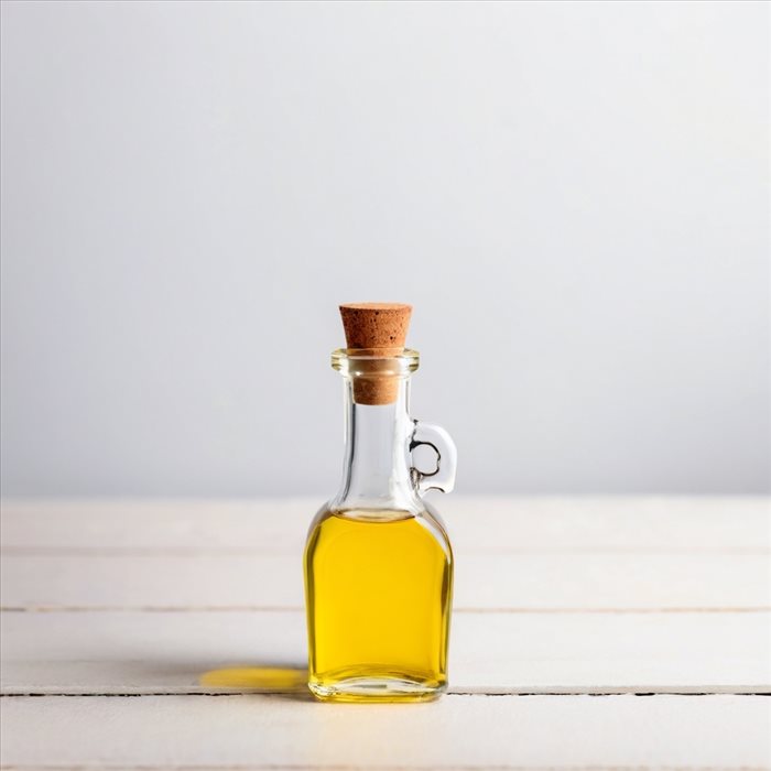 Huile Essentielle d'Immortelle : Guide pour le Visage